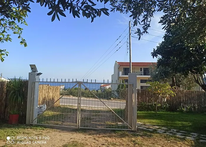 Hut House Εξοχικό Στην Παραλία Μ. Άμμος