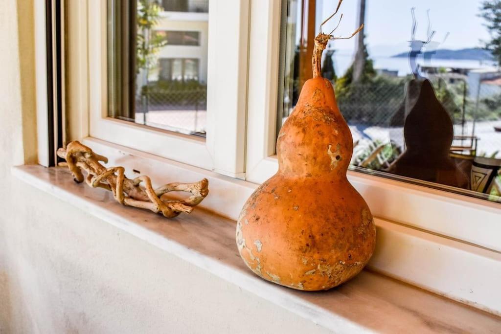 Hut House εξοχικό στην παραλία μ. άμμος * Skiathos Town